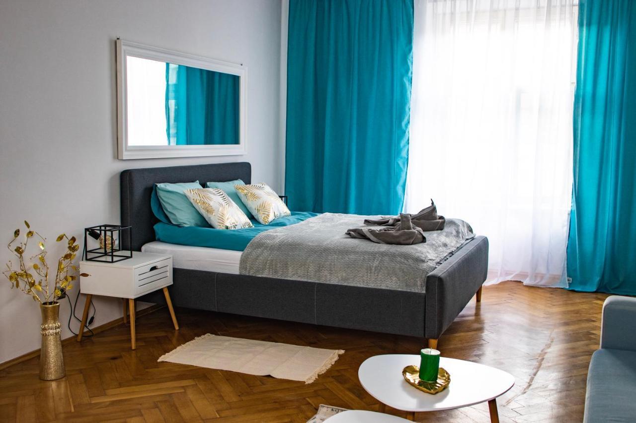 Royal Flats Old Town Apartment Krakow Ngoại thất bức ảnh