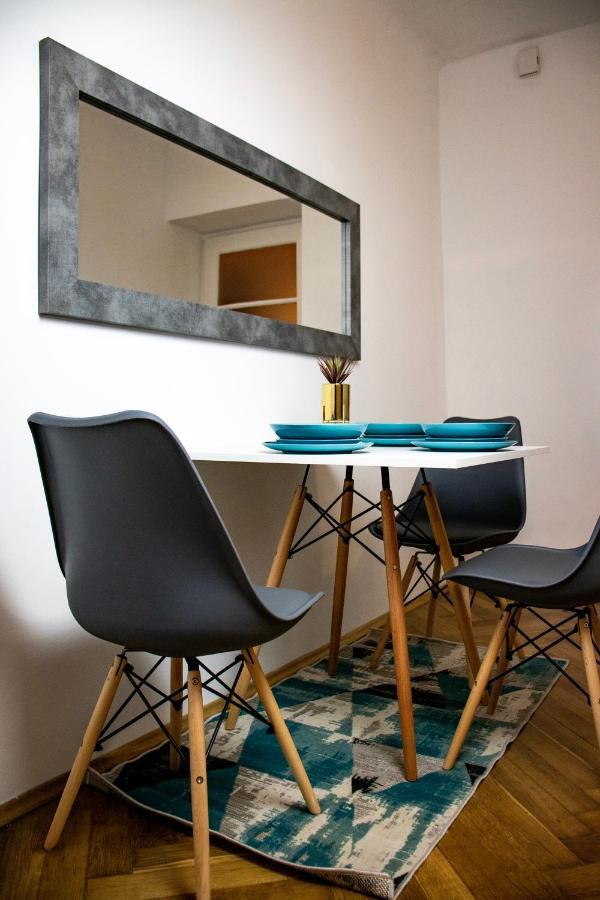 Royal Flats Old Town Apartment Krakow Ngoại thất bức ảnh